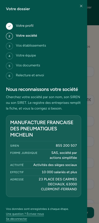 Le panneau latéral avec le récapitulatif du dossier